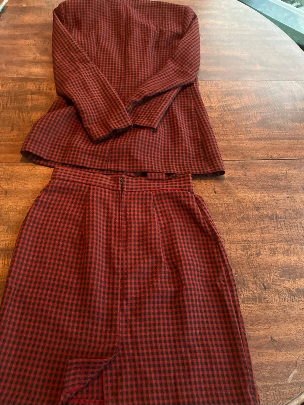 Rampage vintage red